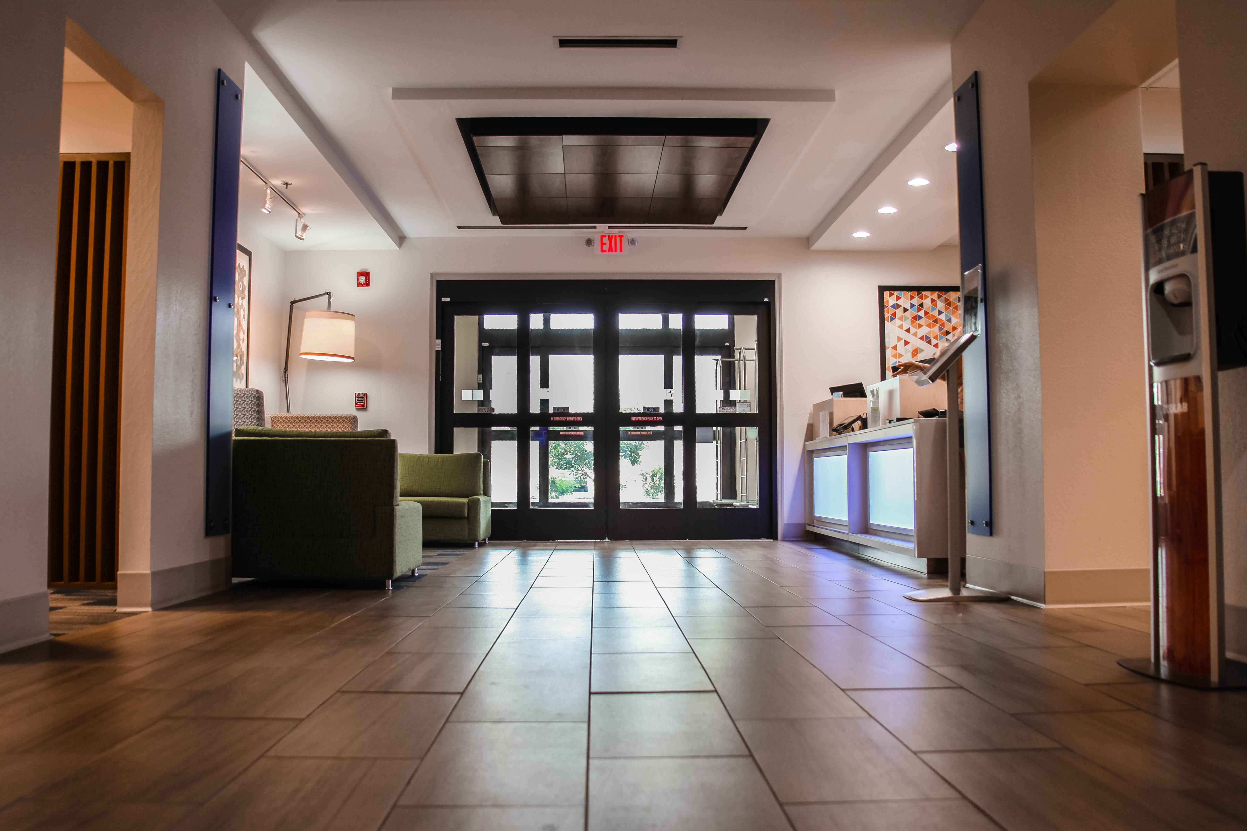 Holiday Inn Express Hotel & Suites Athens By Ihg Exteriör bild
