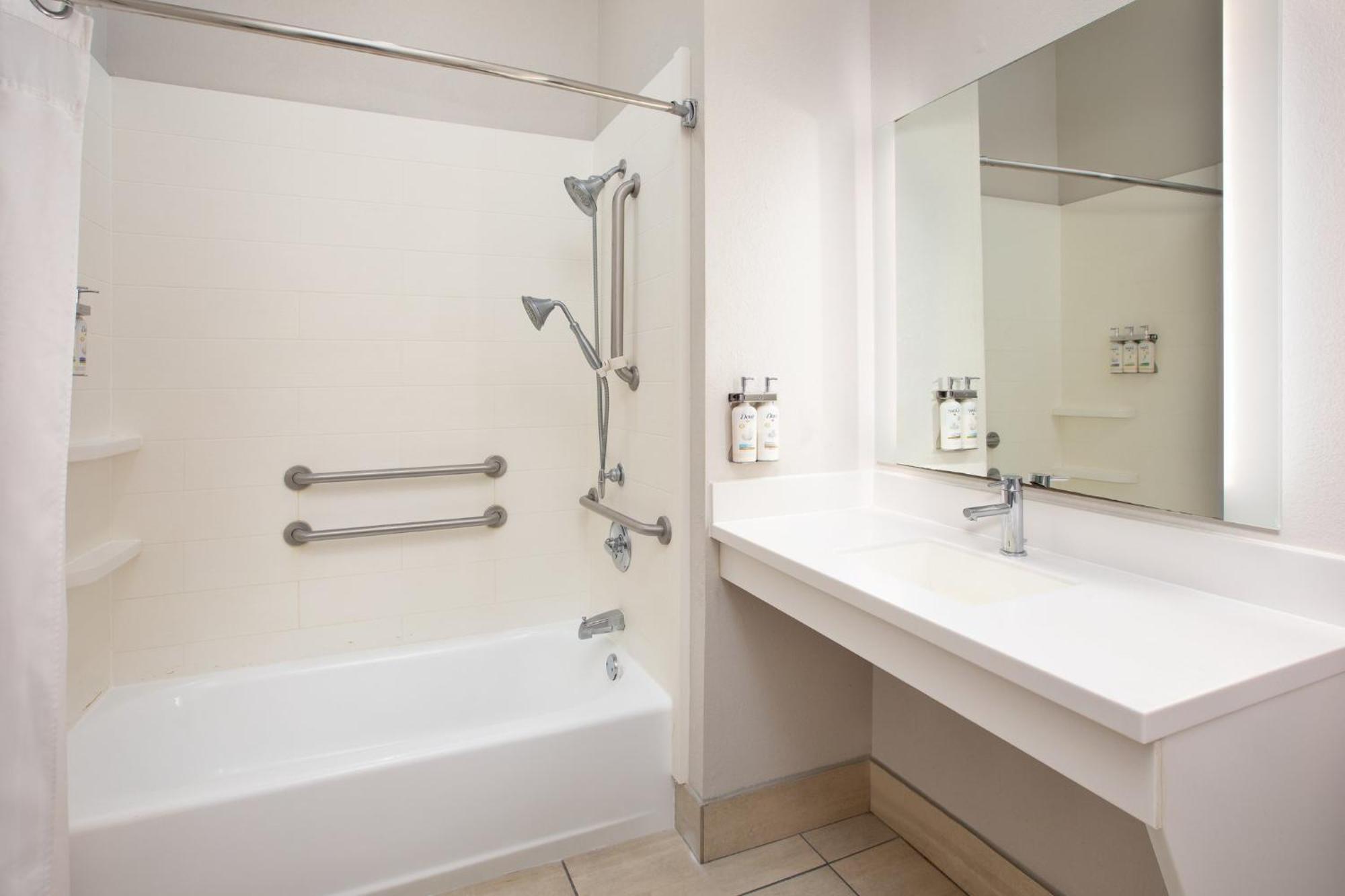 Holiday Inn Express Hotel & Suites Athens By Ihg Exteriör bild